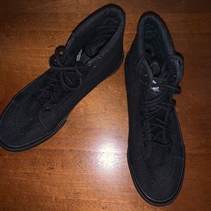 Black high top vans women’s size 9